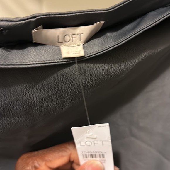 Loft Skirt - Picture 2 of 2